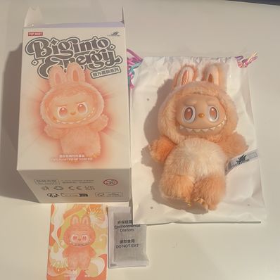 POP MART THE MONSTERS (LABUBU) Big into Energy Series Plush Pendant HAPPINESS