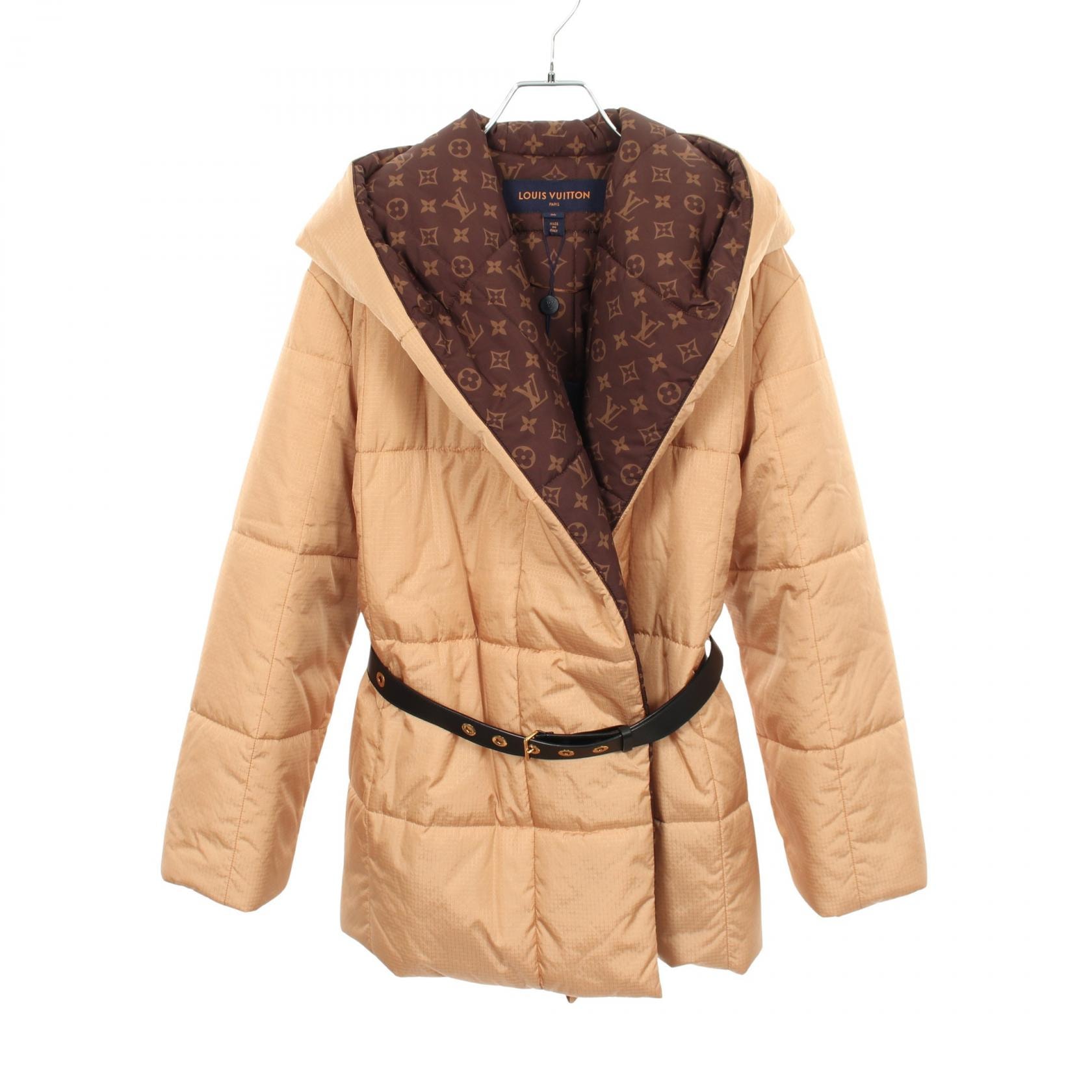 ルイ・ヴィトン LOUIS VUITTON モノグラム フード付き 中綿 衣料品 アウター ナイロン ベージュ レディース ベージュ系 RW222W E54 FNOW29 【中古】