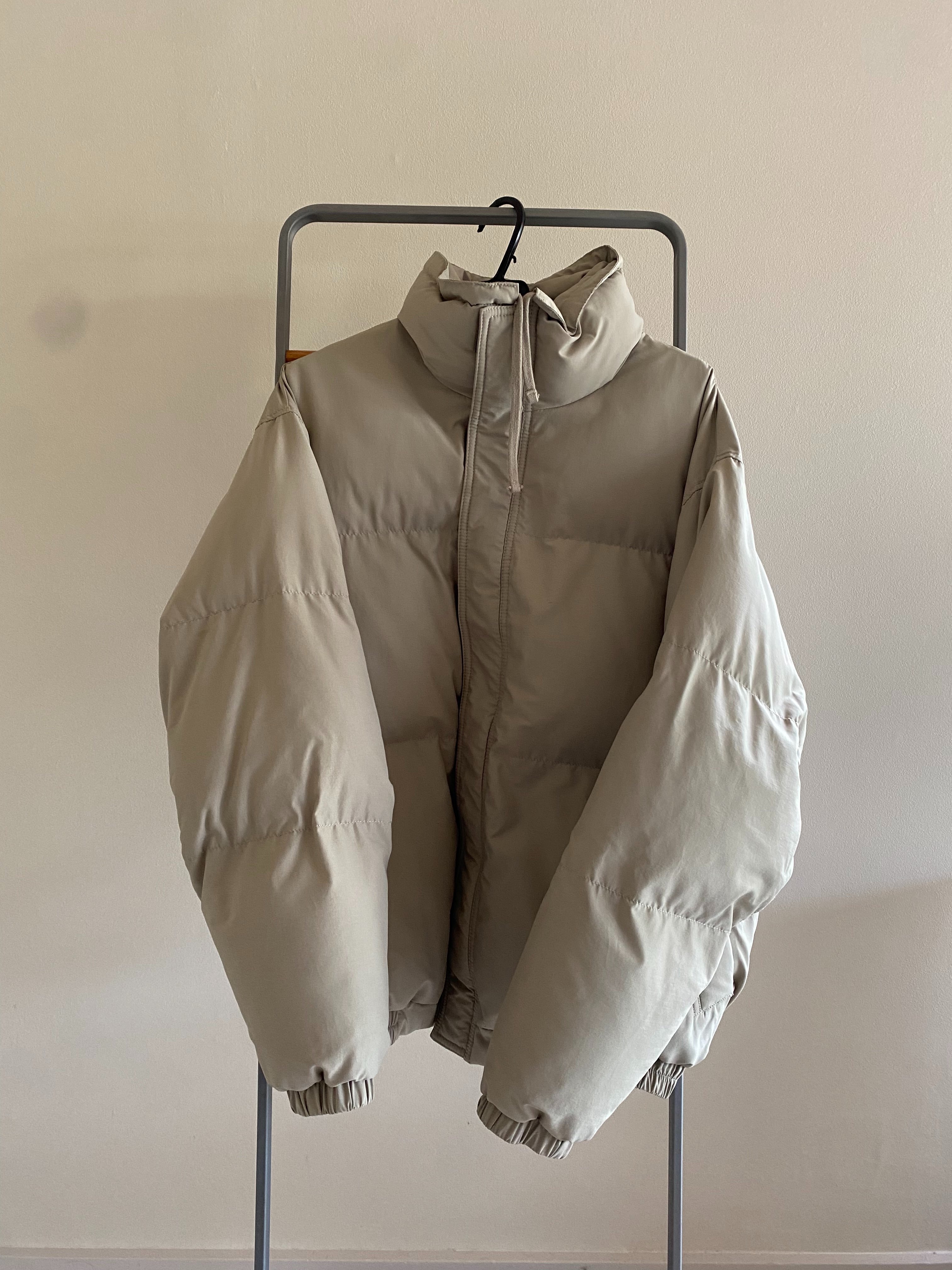 FEAR OF GOD ESSENTIALS Puffer Jacket "Moss"