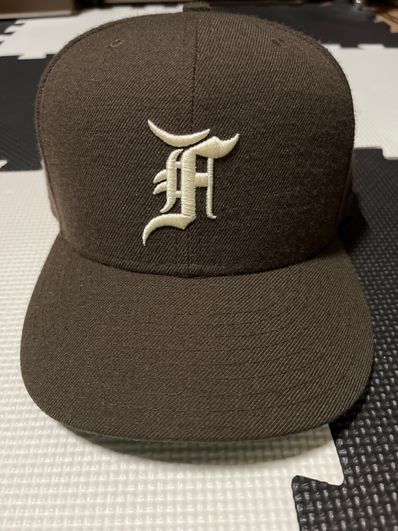 FEAR OF GOD ESSENTIALS New Era Fitted Cap "Brown"
