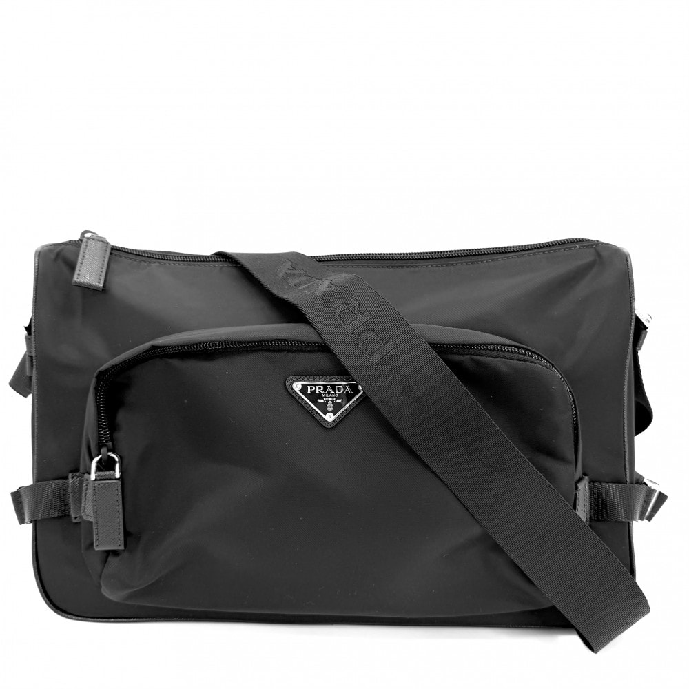 PRADA プラダ ショルダーバッグ ラージ Re-Nylon x サフィアーノレザー トライアングルロゴ 肩掛け 斜め掛け メンズ レディース 2VH191 ナイロン    ブラック 黒 シルバー金具 ユニセックス 美品【中古品】