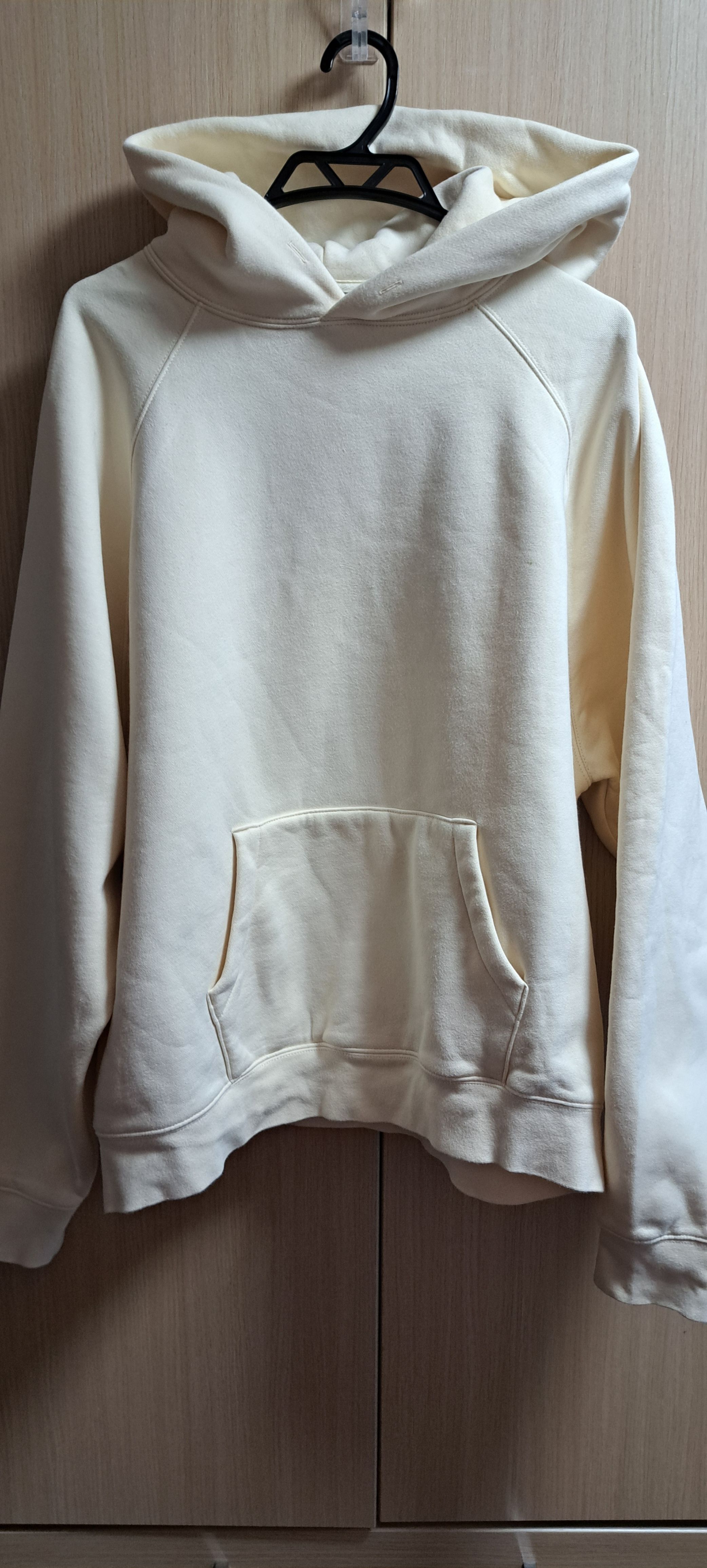 FEAR OF GOD ESSENTIALS Pull-Over Hoodie "Butter cream"