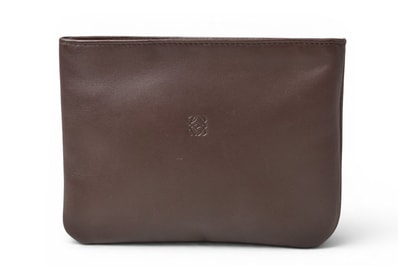 ロエベ コスメポーチ/化粧ポーチ LOEWE フラットポーチ ラムスキン アナグラム ダークブラウン【中古】