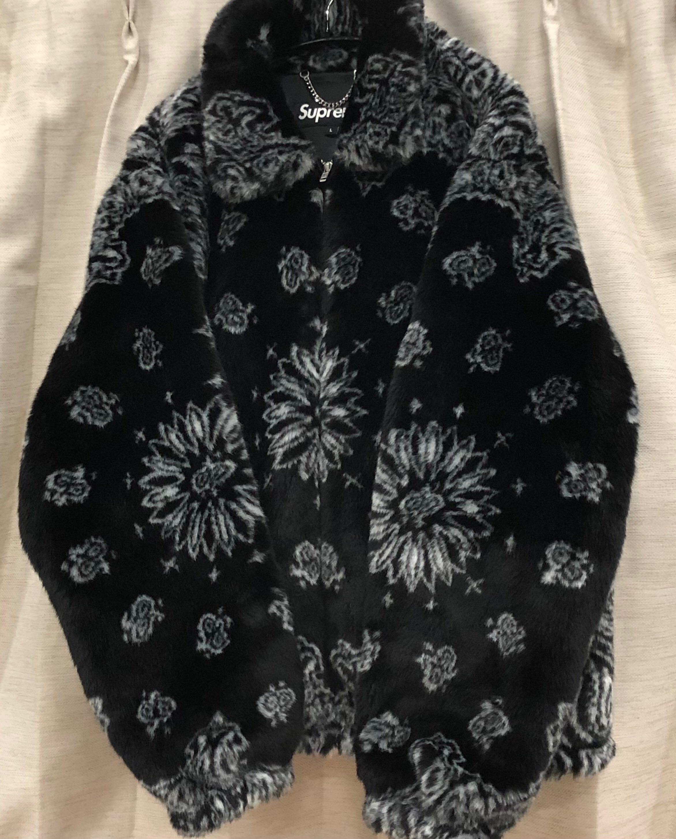 Supreme Bandana Faux Fur Bomber Jacket "Black"