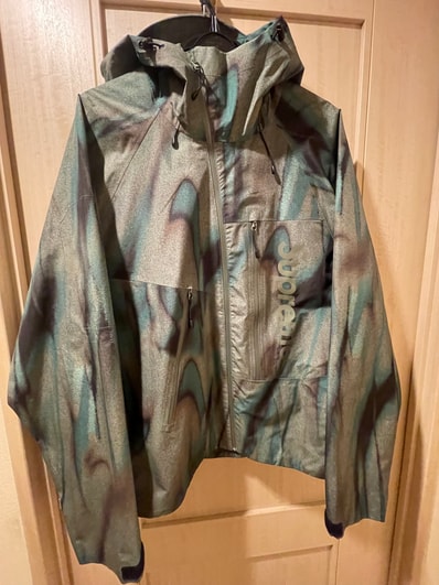 Supreme GORE-TEX Paclite Shell Jacket "Olive Swirl"