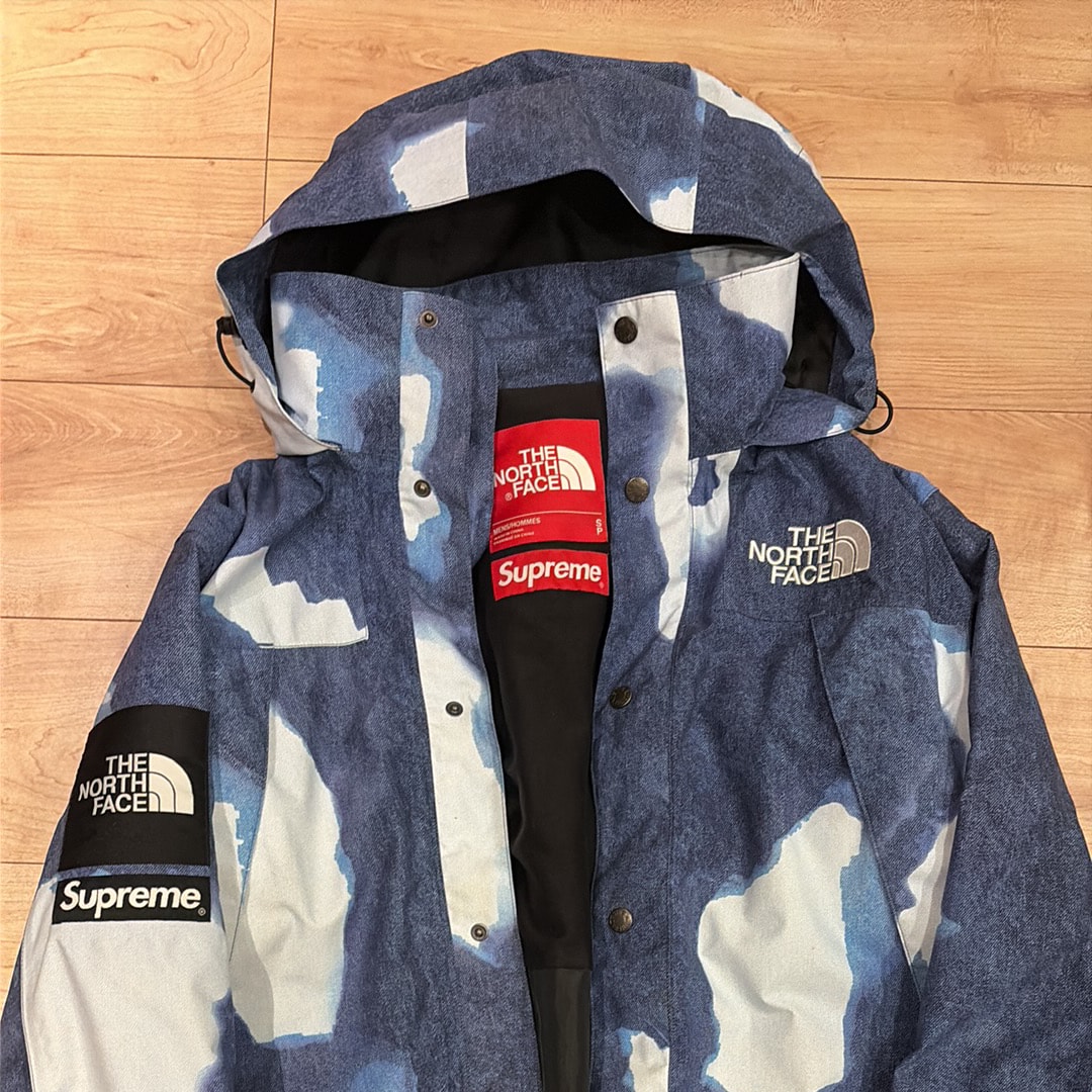 Supreme x The North Face Bleached Denim Print Mountain Jacket "Indigo"