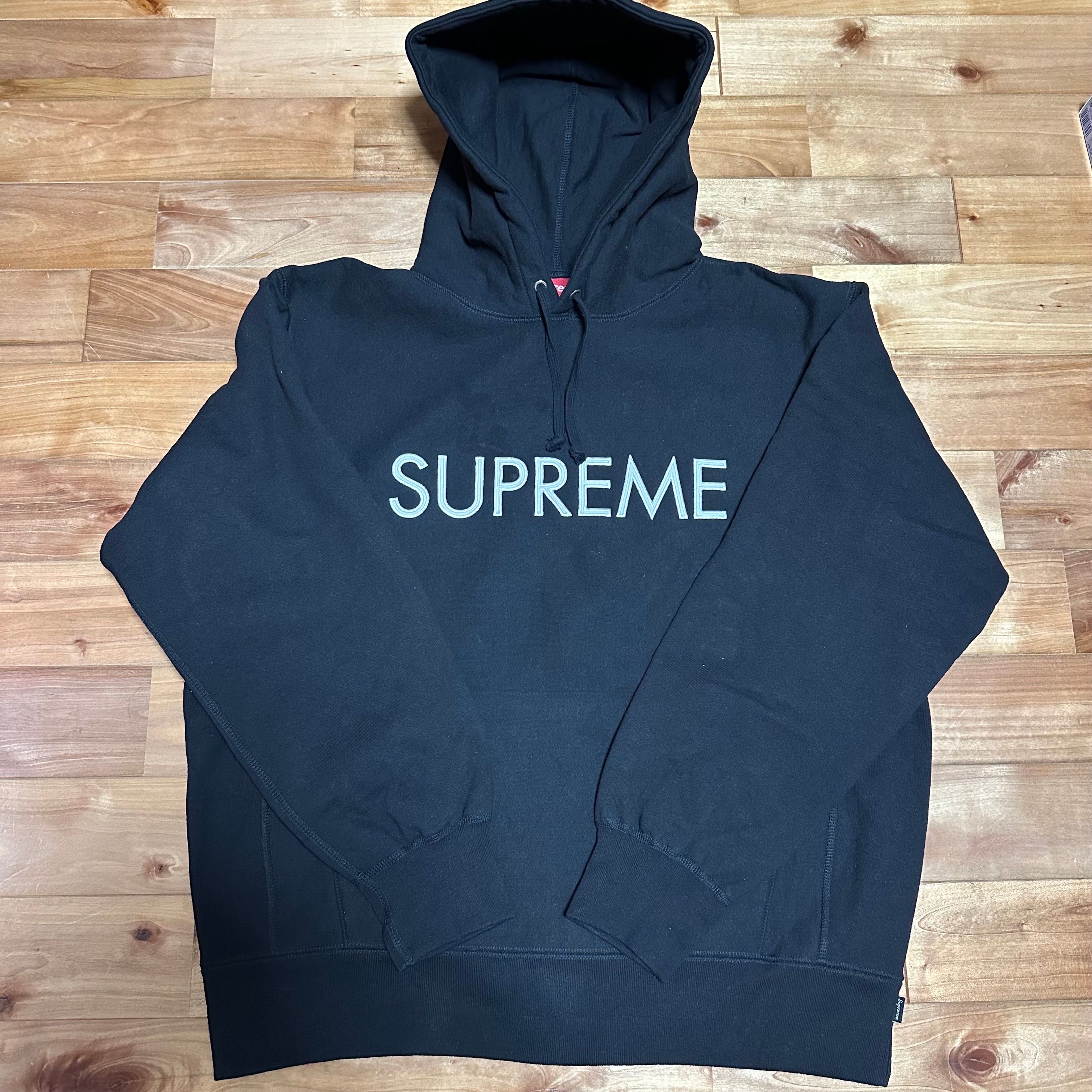 Supreme Capital Hooded Sweatshirt "Black"
