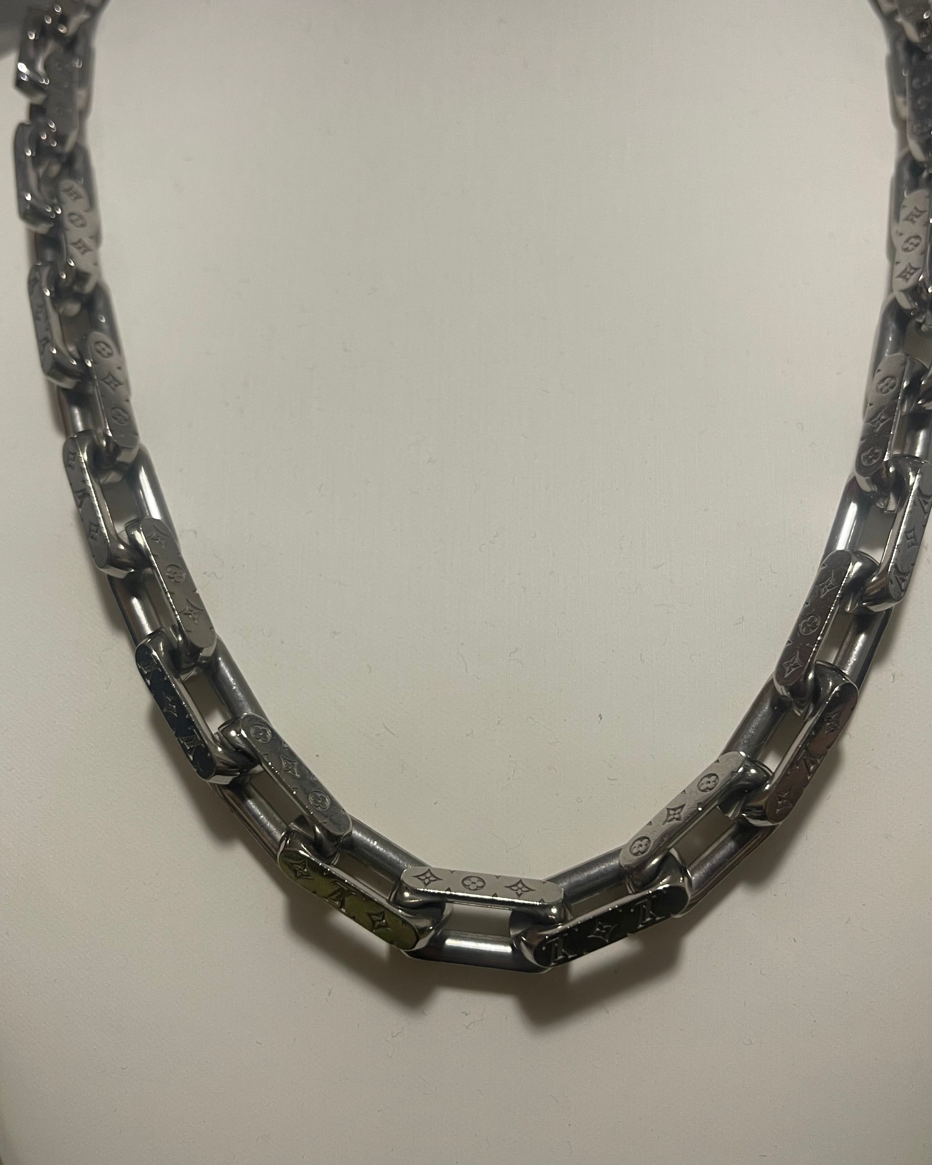 Louis Vuitton Monogram Chain Necklace "Silver"