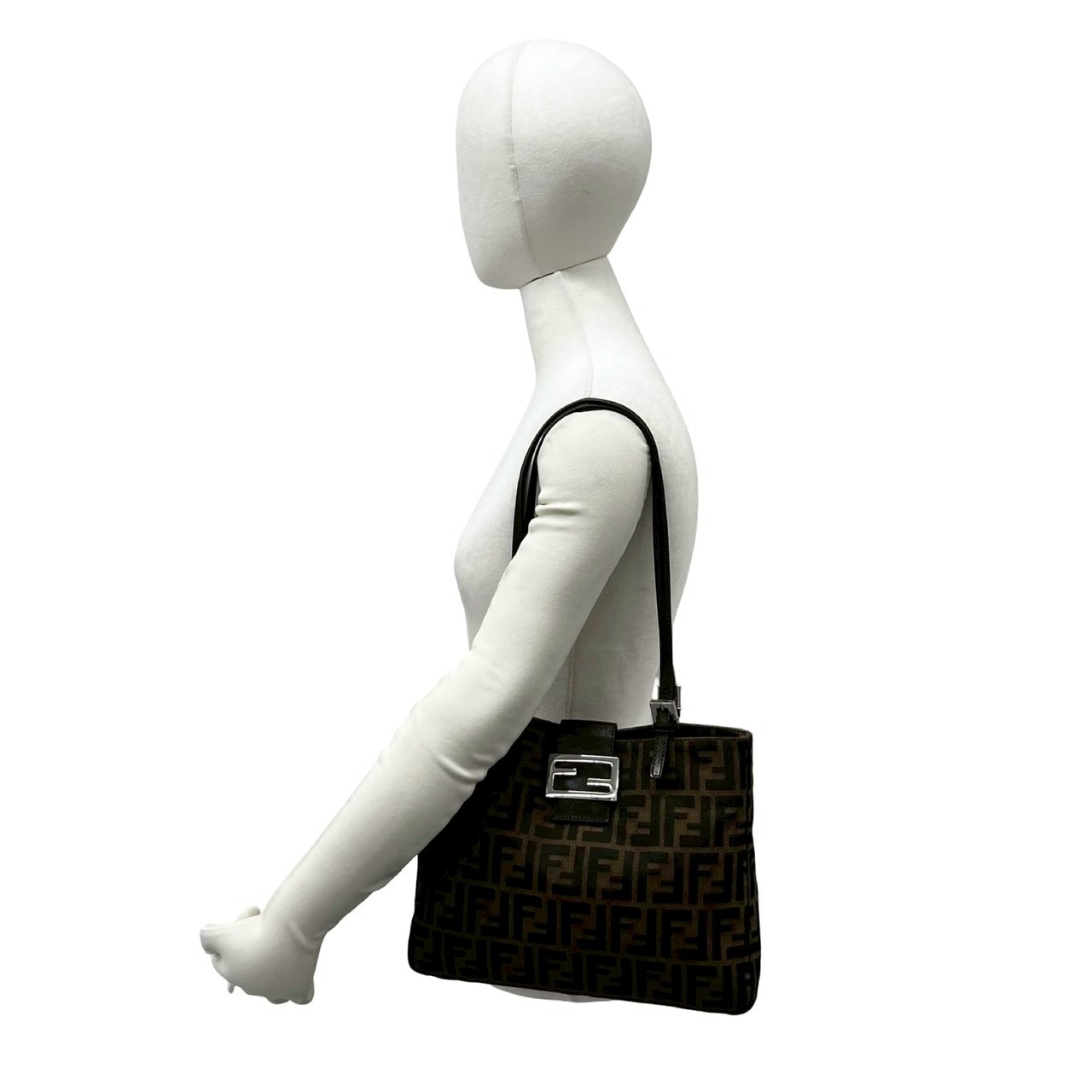 B (目立った傷や汚れなし)】FENDI フェンディ FFロゴ 金具 ズッカ