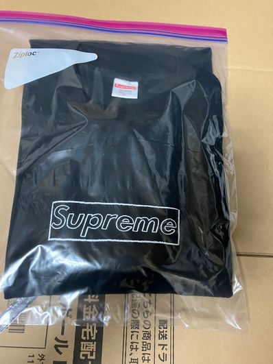 Supreme KAWS Chalk Logo Tee "Black"