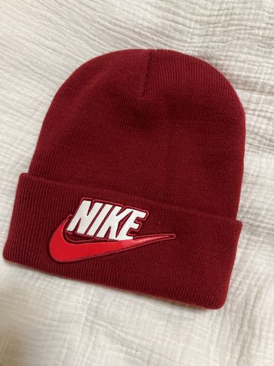 Supreme / NIKE® Beanie "Red"