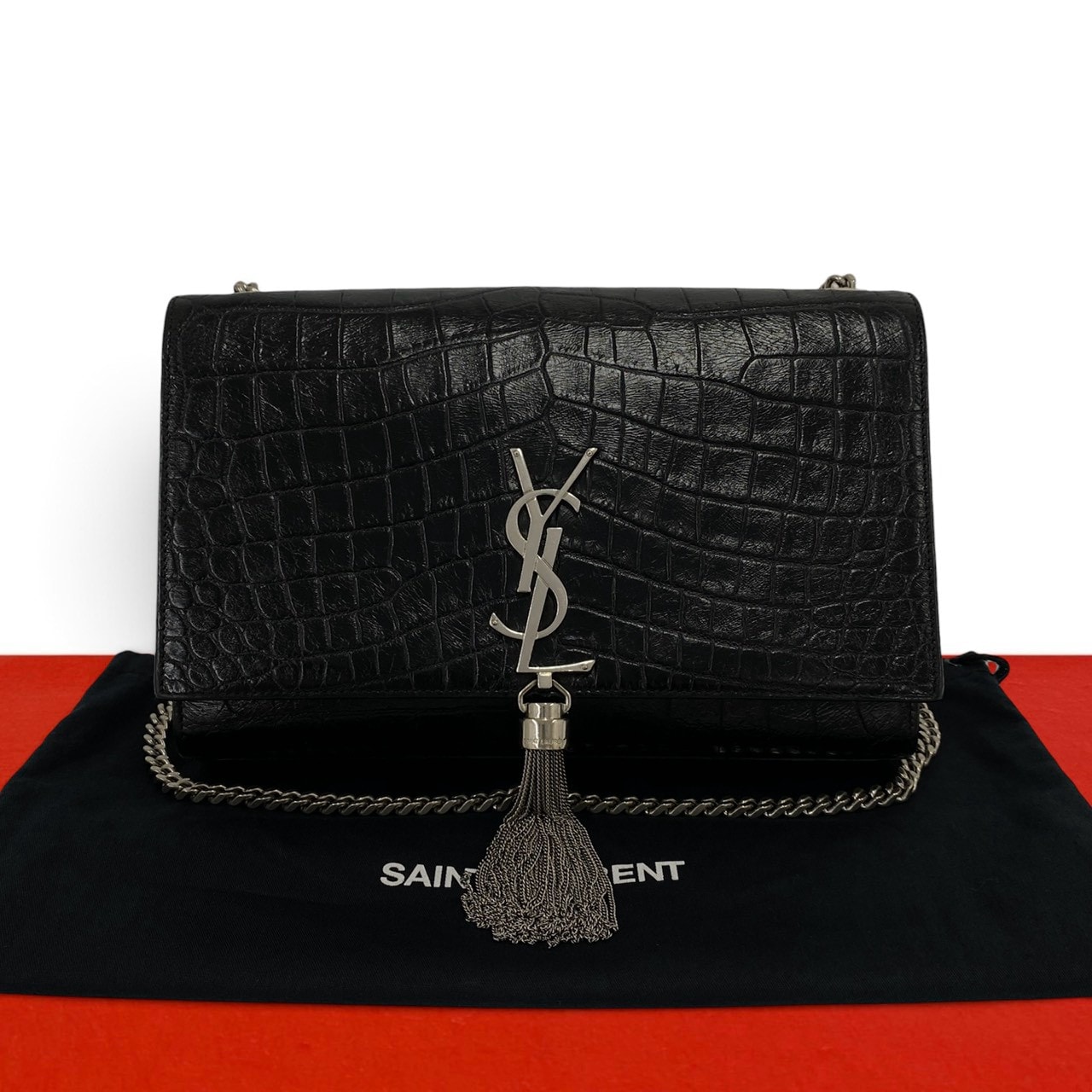 YVES SAINT LAURENT イヴ・サンローラン YSL ロゴ タッセル 金具 レザー ショルダーバッグ ブラック
21727