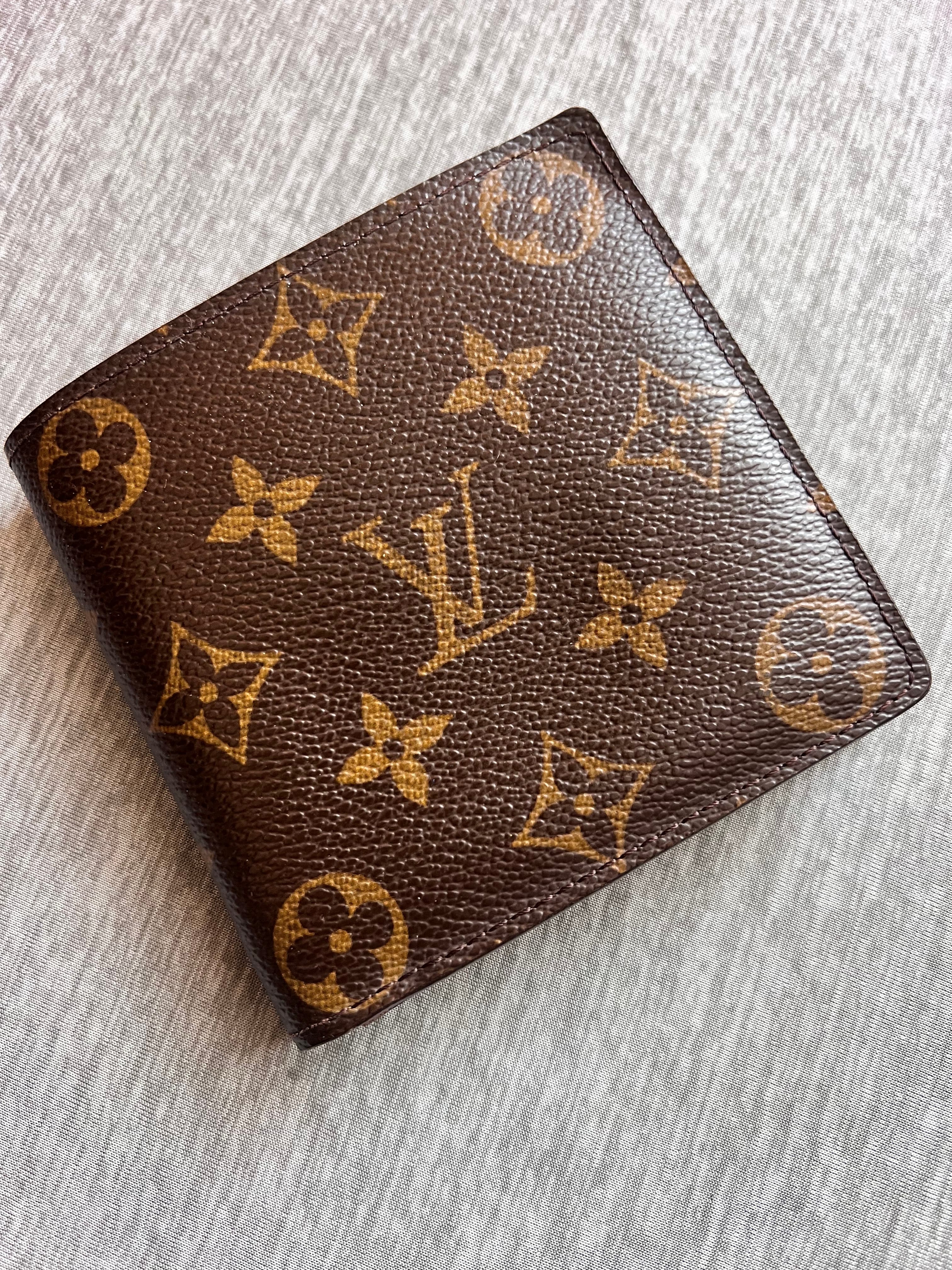 LOUIS VUITTON ポルトフォイユ マルコ モノグラム 二つ折り財布