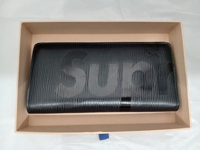 Supreme / Louis Vuitton Epi Portefeuille Brazza "Noir"