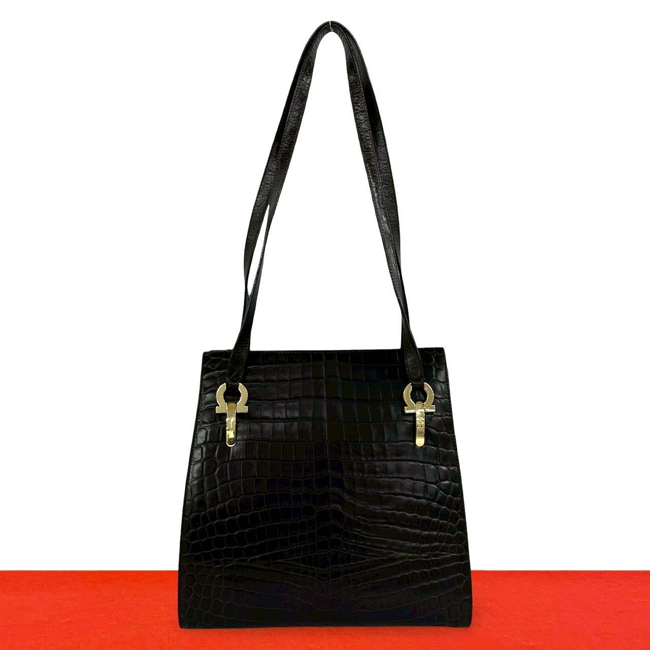 Salvatore Ferragamo サルヴァトーレフェラガモ ガンチーニ 金具 レザー トートバッグ ブラウン
 97104