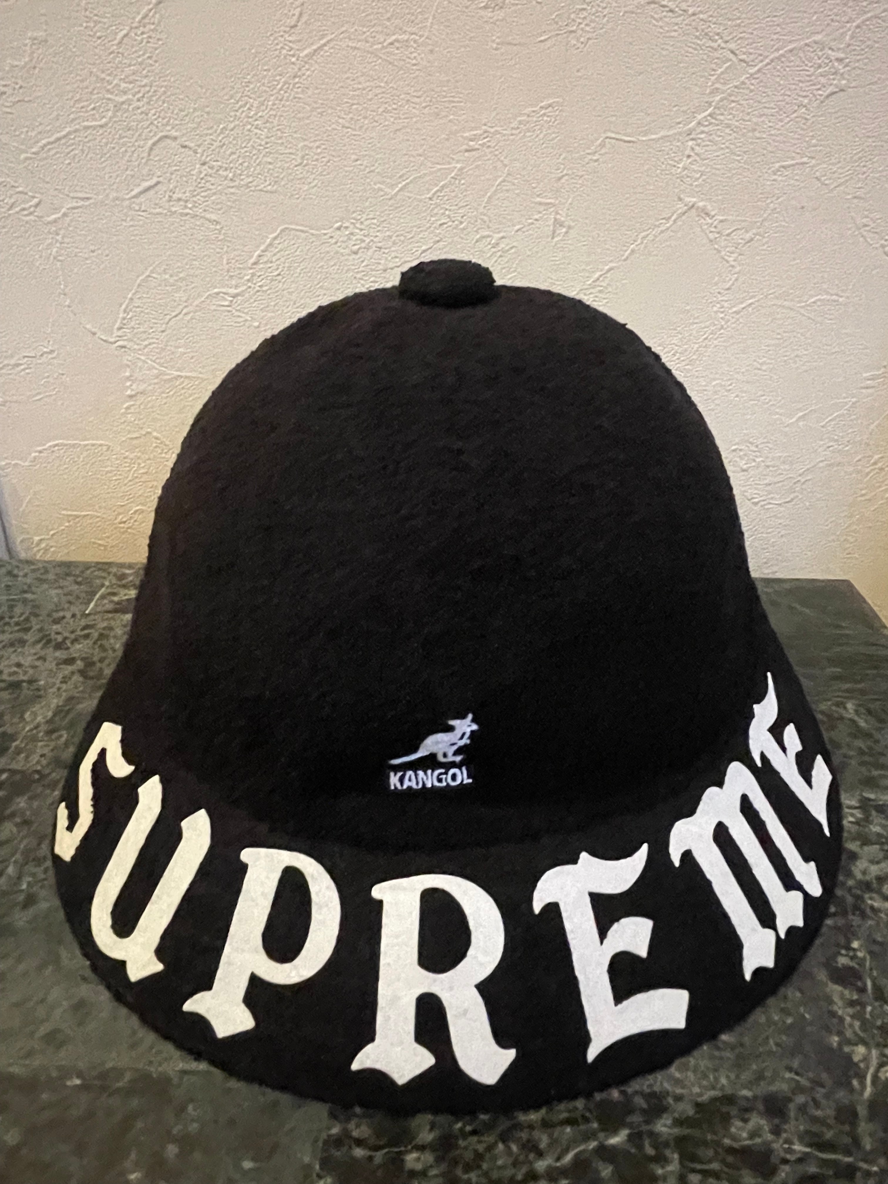 Supreme / Kangol® Bermuda Casual Hat "Black"