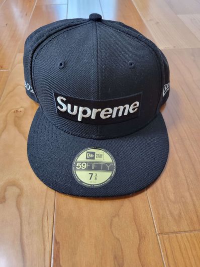 Supreme $1M Metallic Box Logo New Era® "Black"