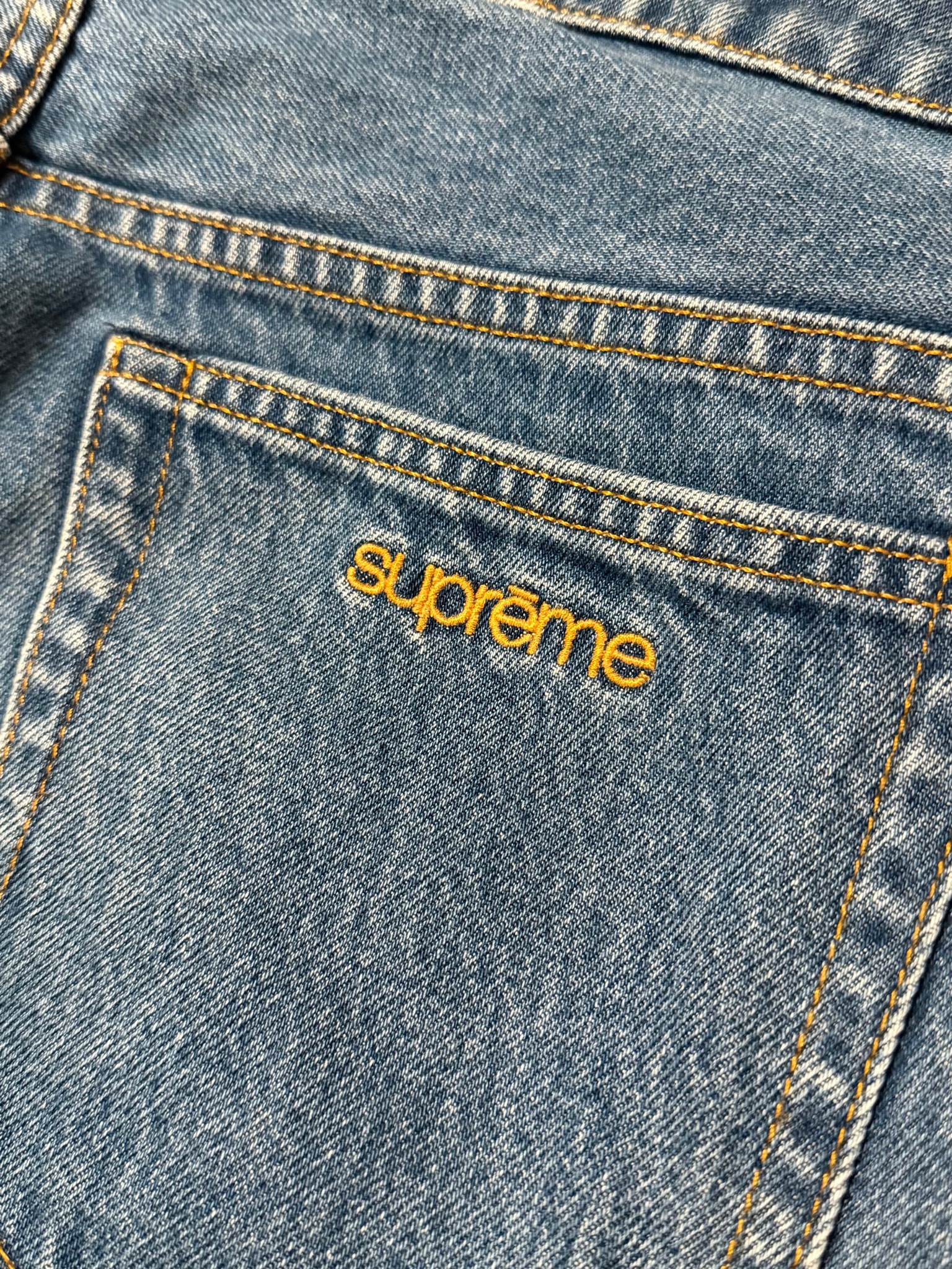 Supreme SS20 Loose Fit Jean "Washed Blue"