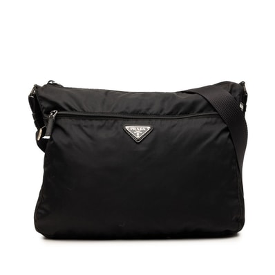 プラダ 三角ロゴプレート 斜め掛け ショルダーバッグ ブラック ナイロン レディース PRADA 【中古】