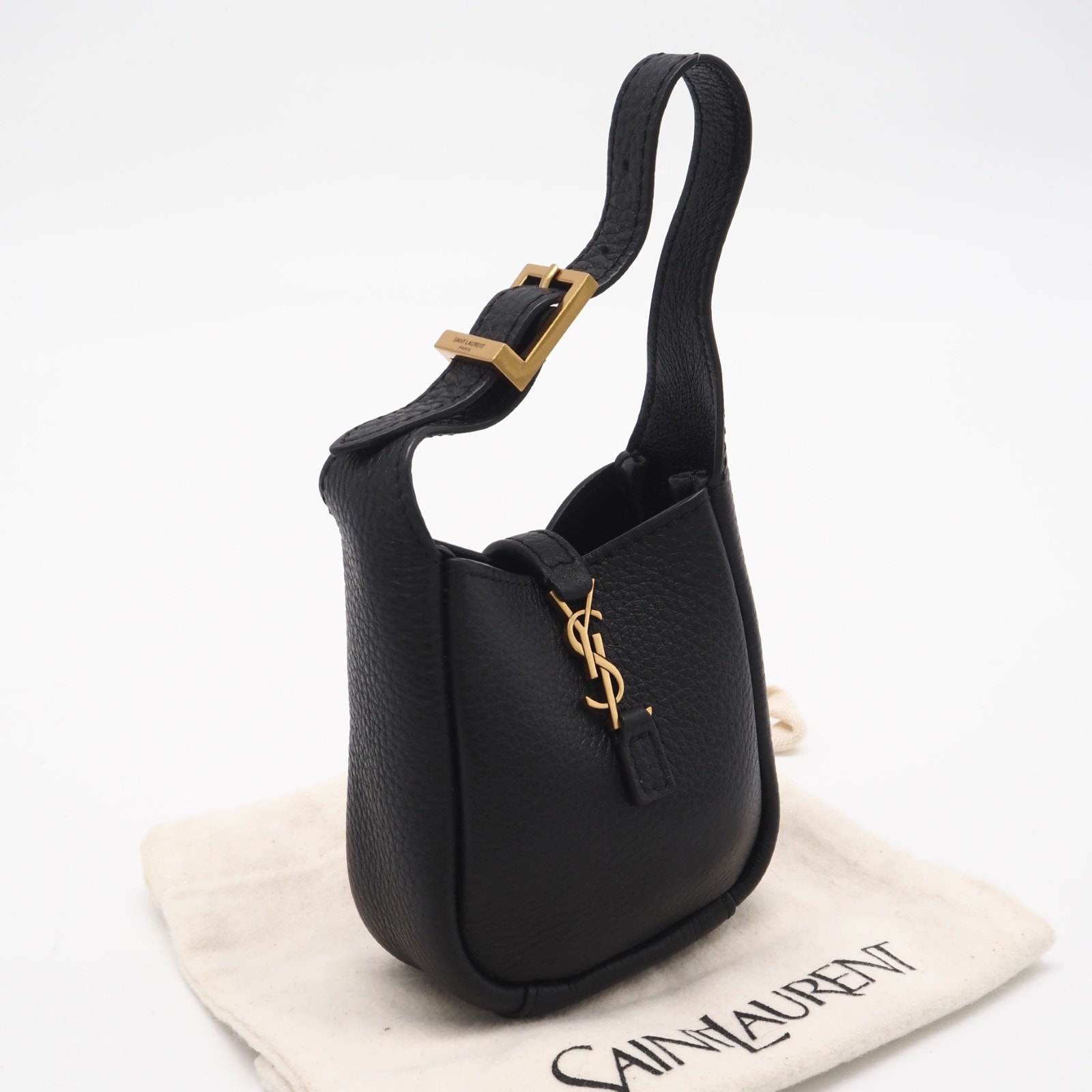 未使用 SAINT LAURENT サンローラン グレインレザー LE 5 A 7 ソフト マイクロ 823960 ポーチ ブラック ラムスキン レディース
