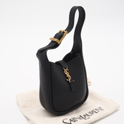 未使用 SAINT LAURENT サンローラン グレインレザー LE 5 A 7 ソフト マイクロ 823960 ポーチ ブラック ラムスキン レディース
