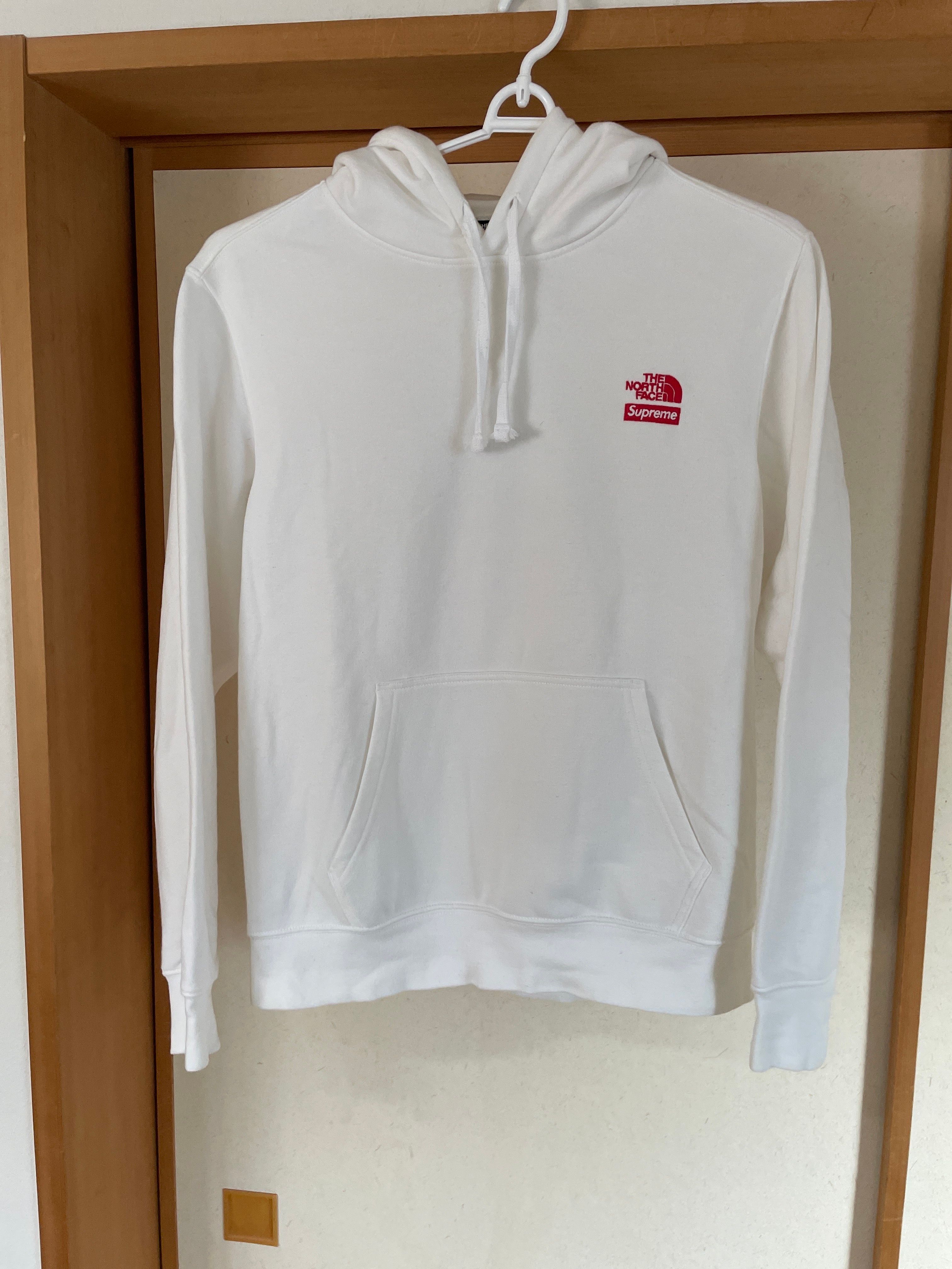 Supreme x The North Face Statue of Liberty Hooded Sweatshirt "White"