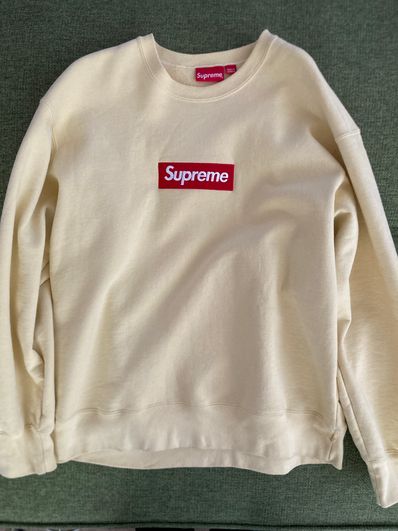 Supreme Box Logo Crewneck "Pale Yellow" (22FW)