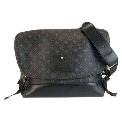 美品 LOUIS VUITTON ルイヴィトン モノグラムエクリプス メッセンジャー ヴォワヤージュMM ブラック 黒 シルバー金具 PVC ショルダーバッグ メッセンジャーバッグ 603426 【中古】