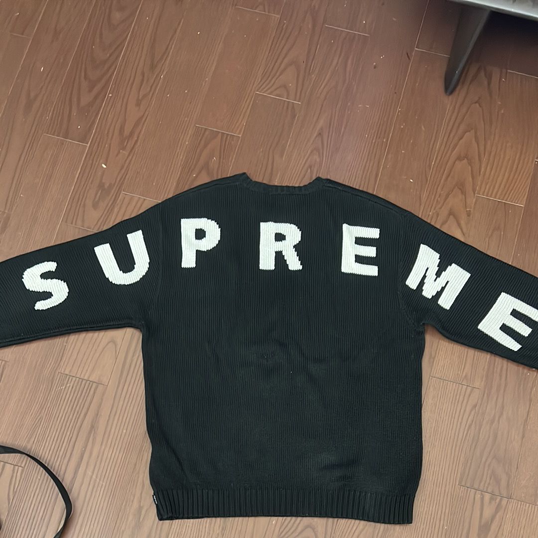 Supreme Back Logo Sweater 