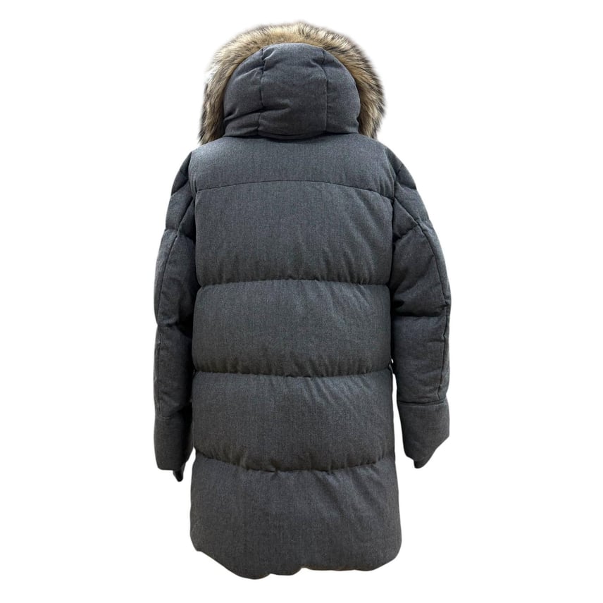 A (未使用に近い)】極美品 モンクレール ダウンジャケット VILAINE A (未使用に近い)】極美品 モンクレール ダウンジャケット VILAINE