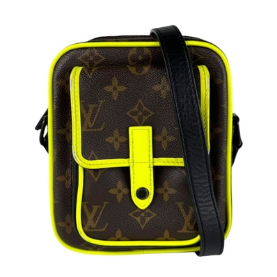 ルイ ヴィトン LOUIS VUITTON ショルダーバッグ モノグラム マカサー クリストファー ウェアラブルウォレット モノグラムキャンバス ブラウン/イエロー メンズ M80793【中古】 z10998