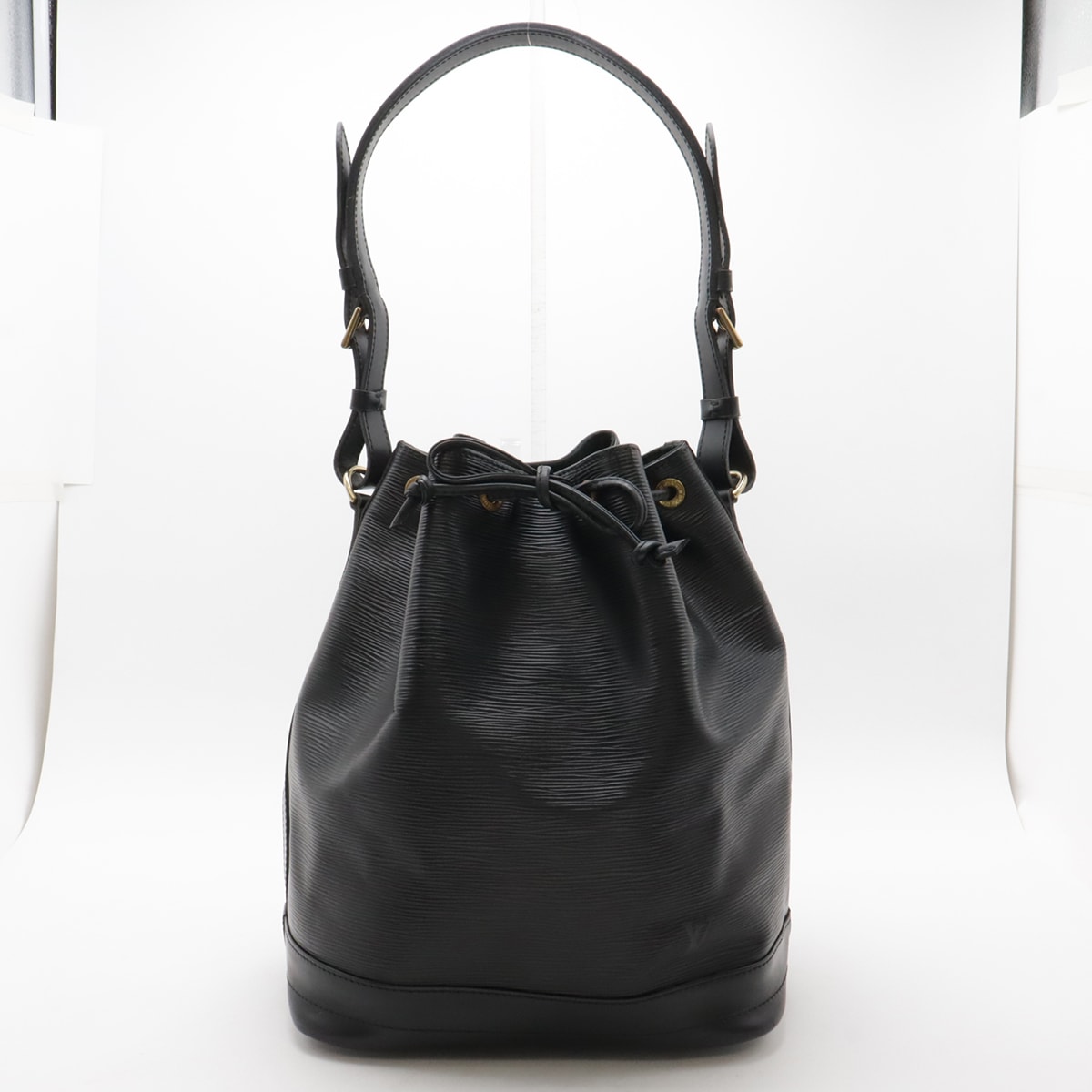 ルイ・ヴィトンノエ エピ M59002 ショルダーバッグ レディース