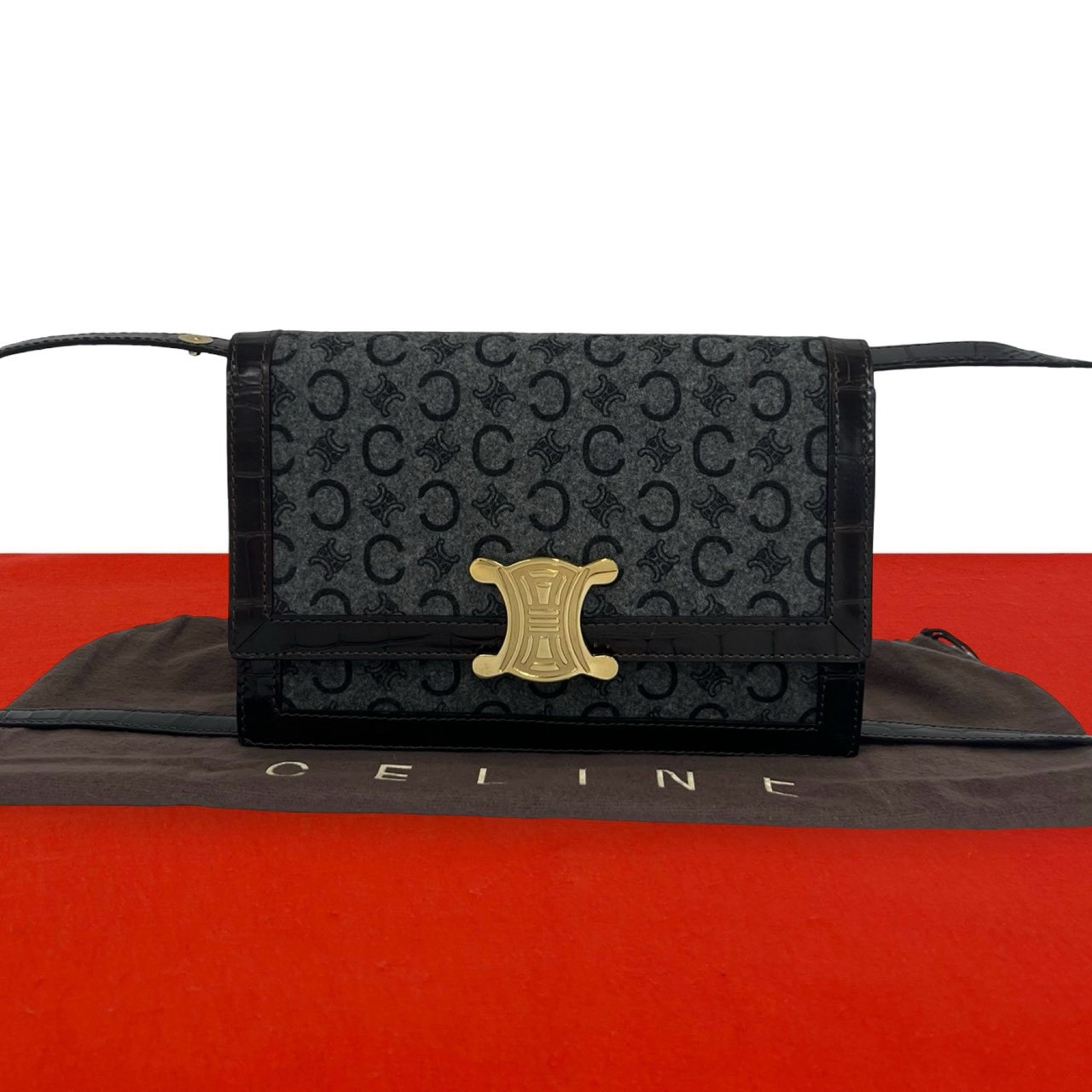 CELINE セリーヌ Cマカダム ロゴ 金具 ウール レザー ショルダーバッグ ブラウン
10327