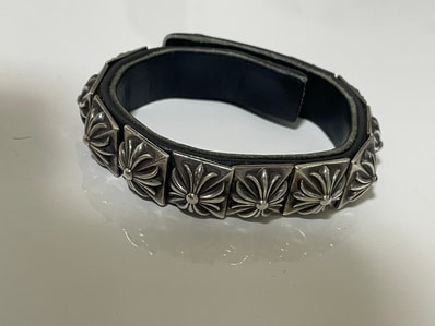 Chrome Hearts Zero Pyramid Studs Single Leather Bracelet "Black/Silver"