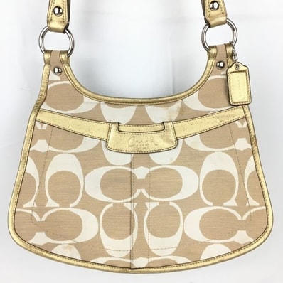 COACH/コーチ ショルダーバッグ ベージュ シグネチャー ストラップ 縁取りゴールド 管NO.WB7-30