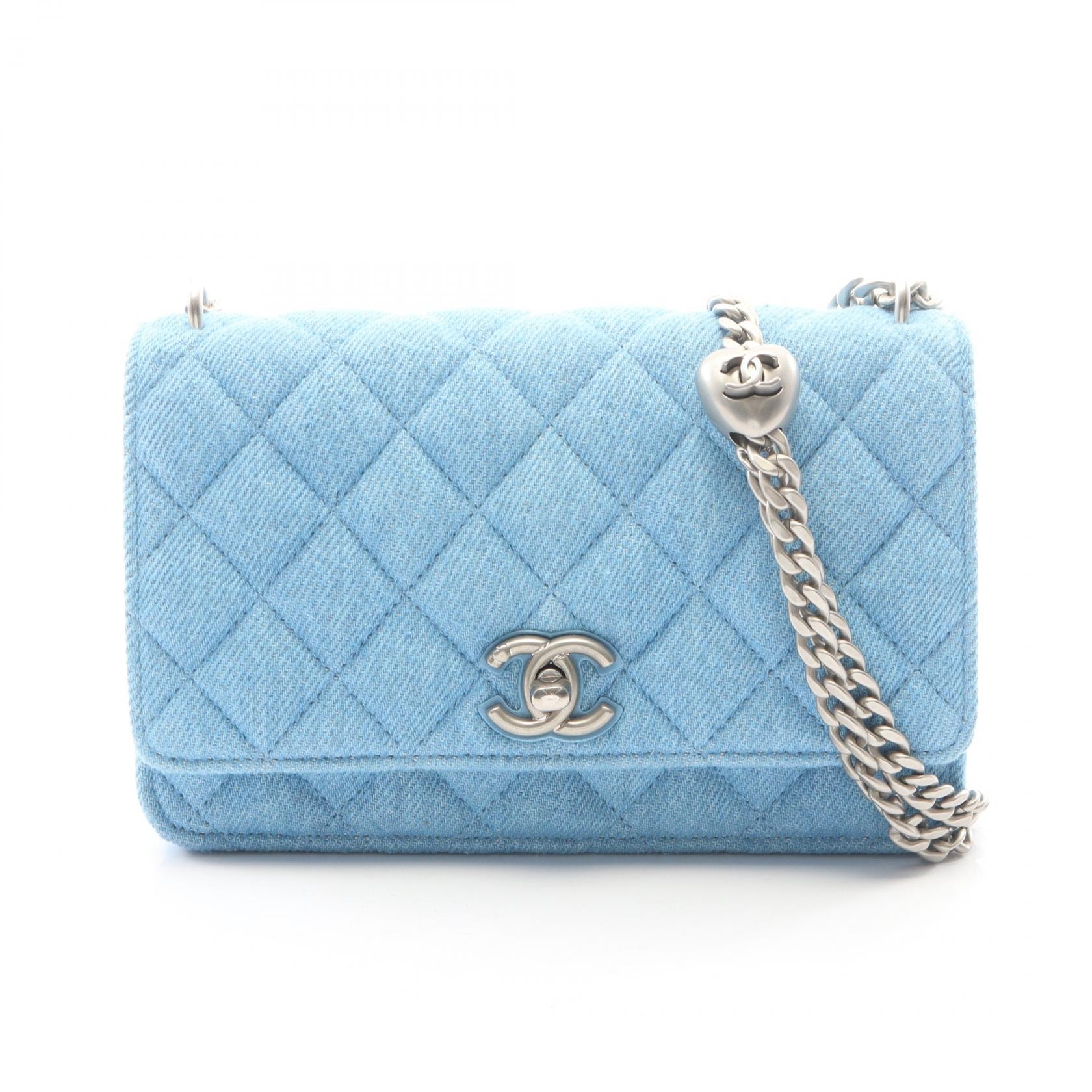シャネル CHANEL マトラッセ ショルダーバッグ バッグ デニム レディース ブルー系 【中古】