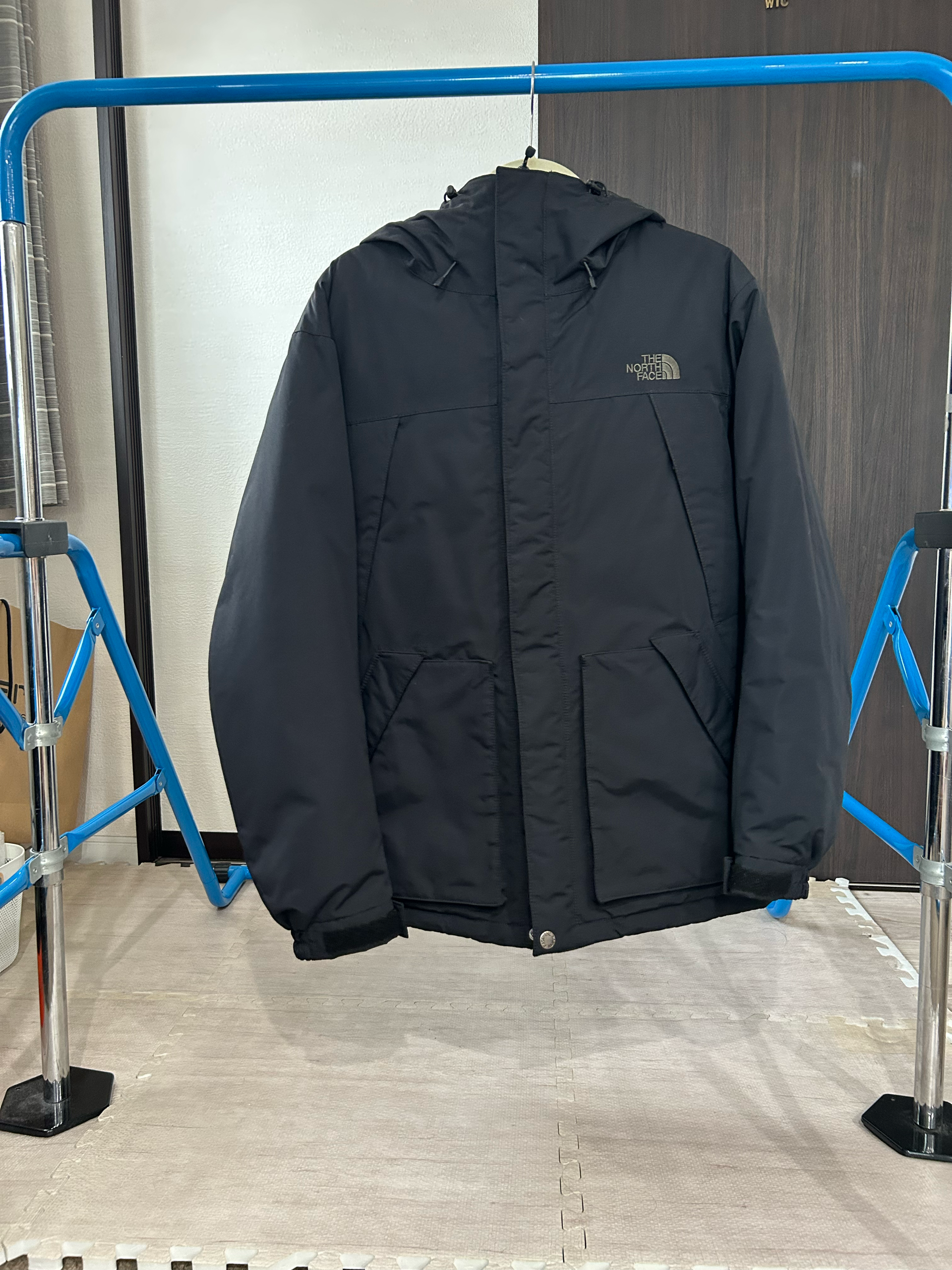 THE NORTH FACE