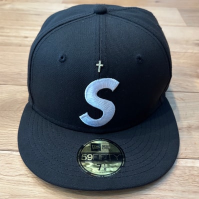 Supreme Gold Cross S Logo New Era "Black"