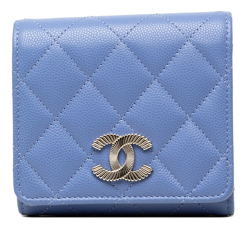 シャネル ココマーク マトラッセ 三つ折り財布 ブルー キャビアスキン レディース CHANEL 中古