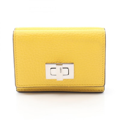 フェンディ FENDI PEEKABOO ピーカブー 三つ折り財布 財布 レザー レディース イエロー系 8M0426 【中古】