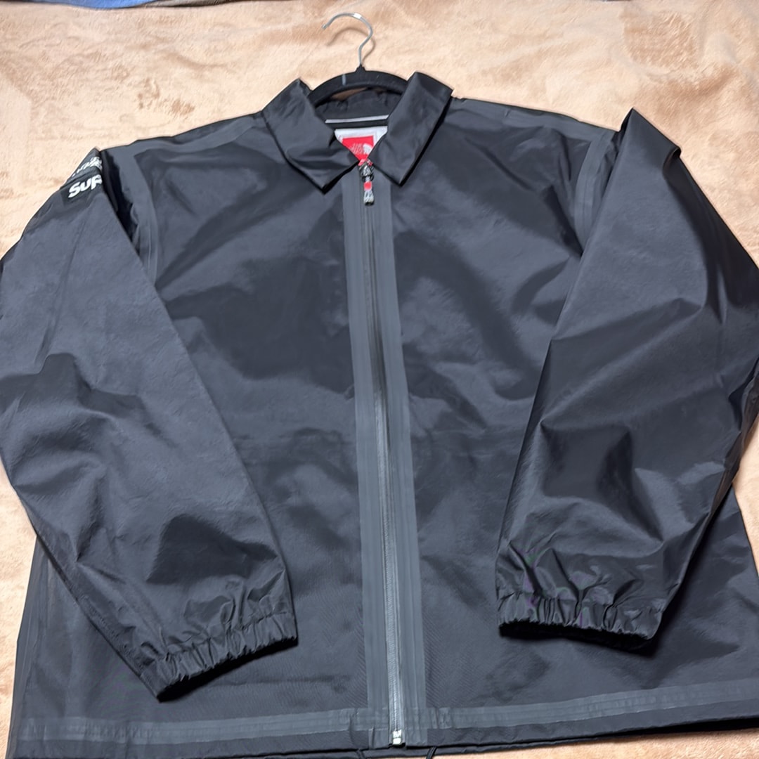 Supreme x The North Face Summit Series Outer Tape Seam Coaches Jacket "Black"