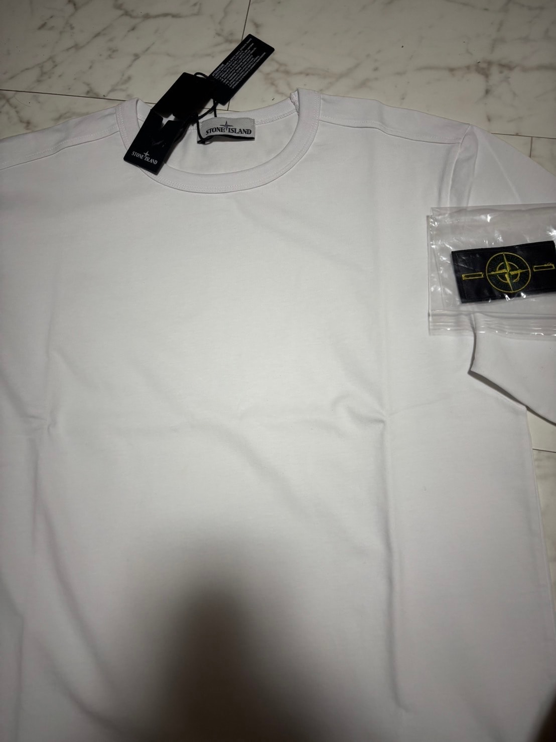 Stone Island ロンT ワッペン ブラック 正規品 人気モデル