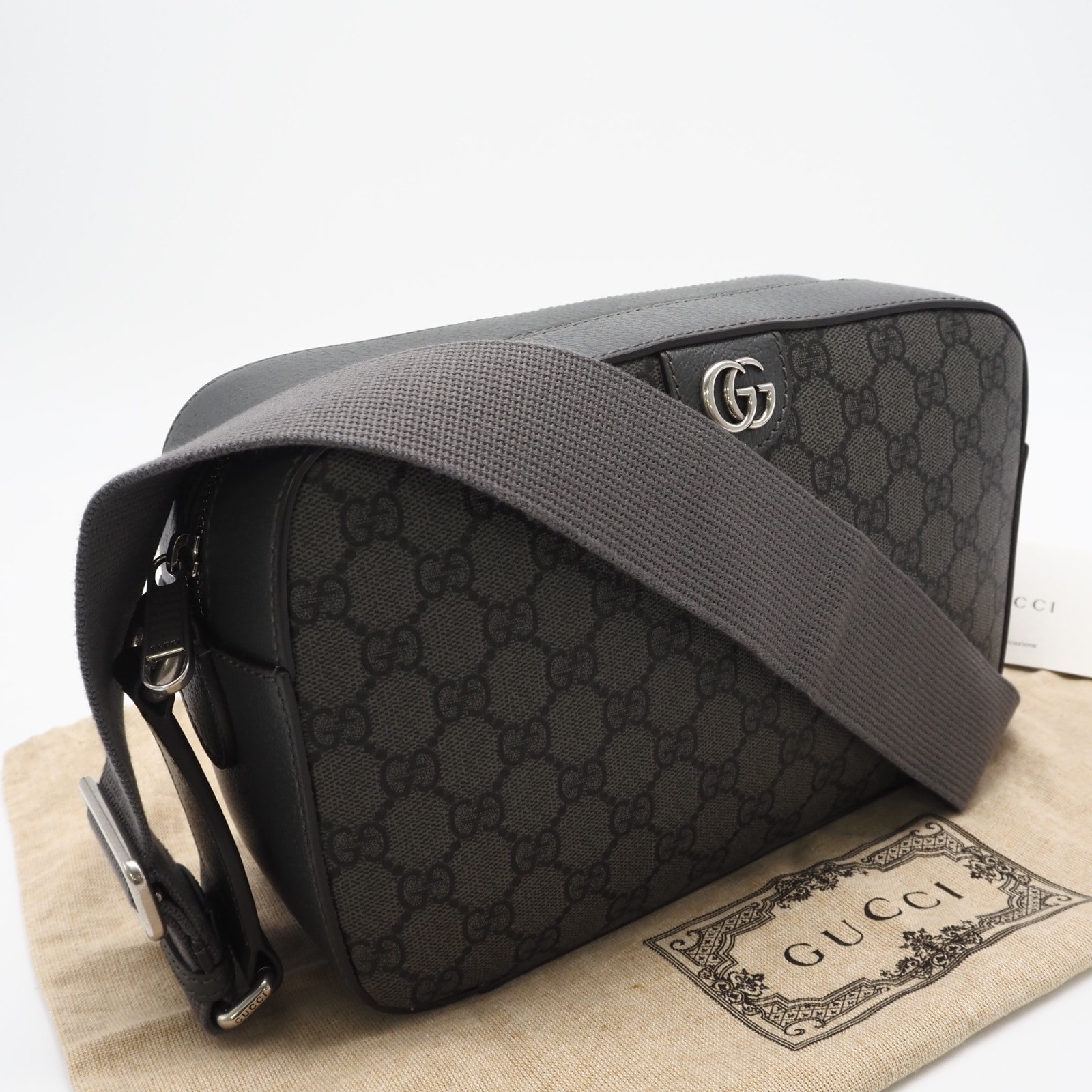 極美品 GUCCI グッチ GGスプリーム ショルダーバッグ 767190 ショルダーバッグ グレー キャンバス レディース