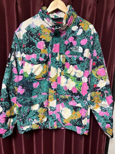 Supreme x The North Face Trekking Convertible Jacket "Flowers"