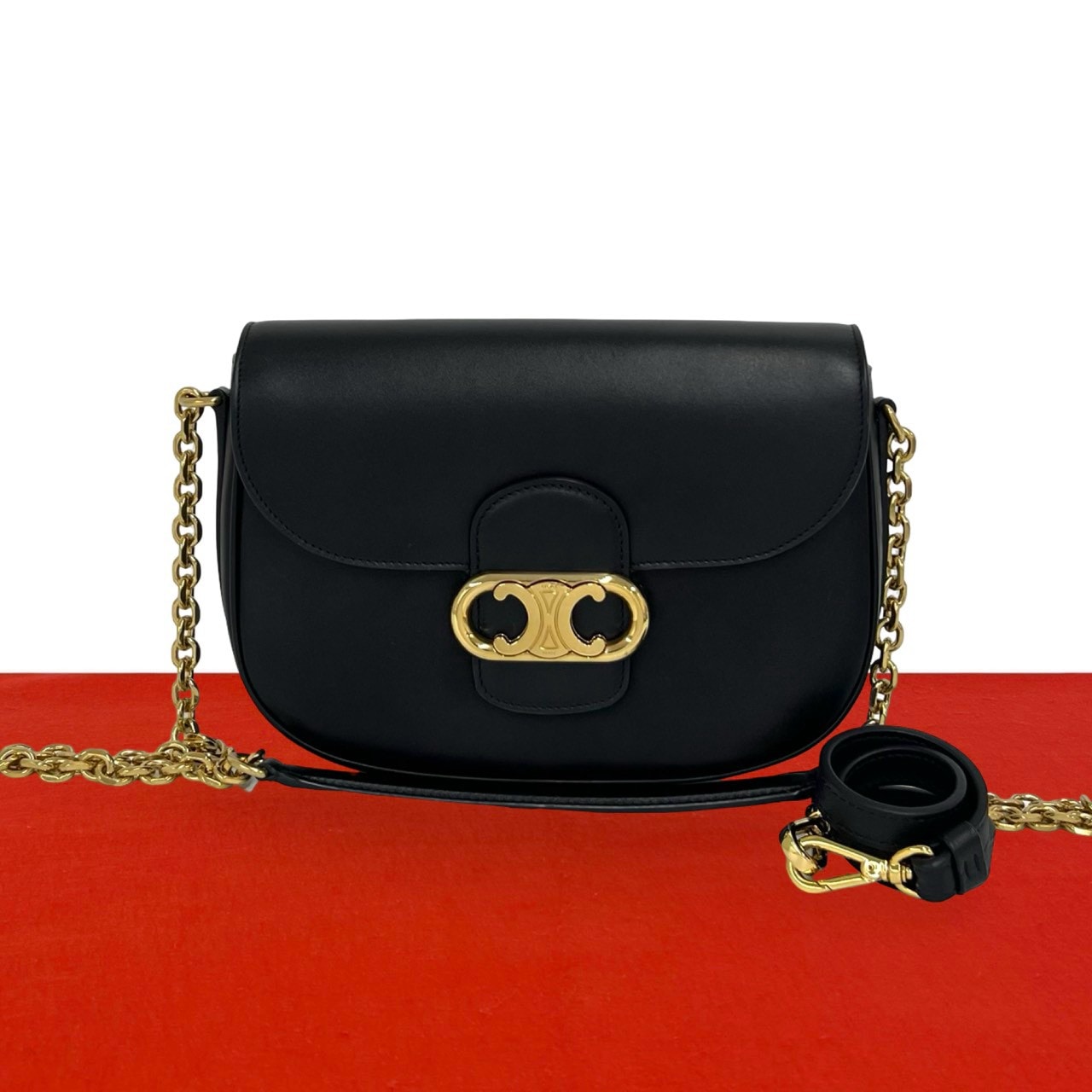 CELINE セリーヌ マイヨン トリオンフ ロゴ 金具 レザー ショルダーバッグ ブラック
08957