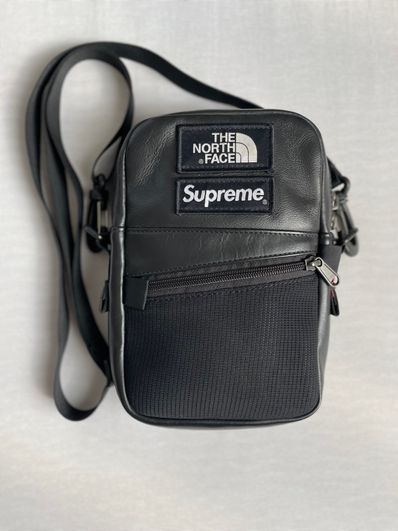Supreme x The North Face Leather Shoulder Bag "Black"