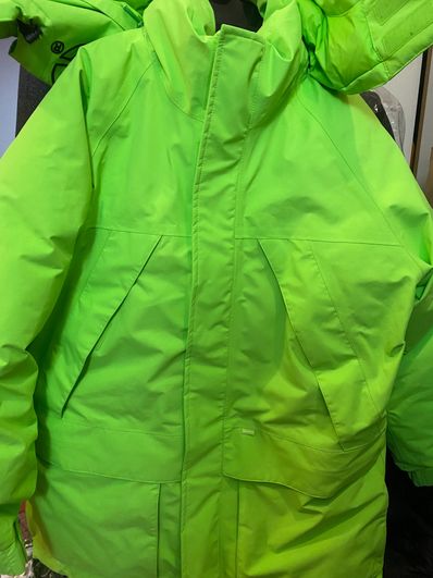 Supreme GORE-TEX 700-Fill Down Parka "Black"