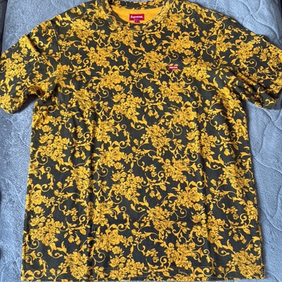 Supreme Small Box Tee 1 "Black Floral"(20SS)