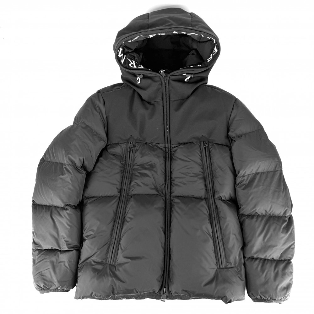 MONCLER モンクレール ダウンジャケット MONTCLAR GIUBBOTTO アウター アパレル 1サイズ 服 ブラック 黒 ブラック金具 ナイロン メンズ 冬 美品【中古品】
