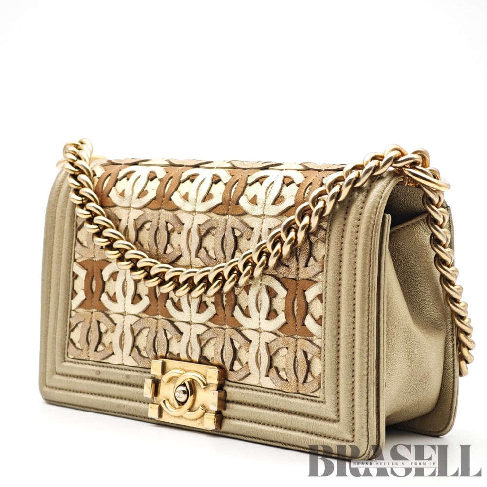 CHANEL シャネル A67086 不明 ショルダーバッグ Leather レディース